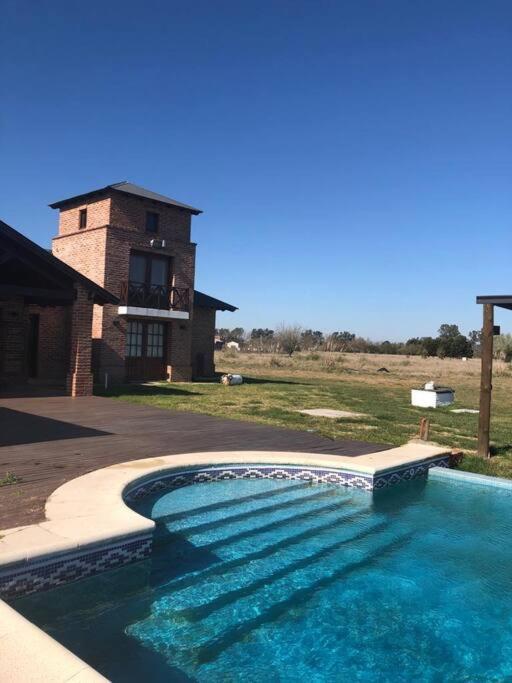 Casa De Campo En Club Privado Benquerencia Сан-Мигель-дель-Монте Экстерьер фото