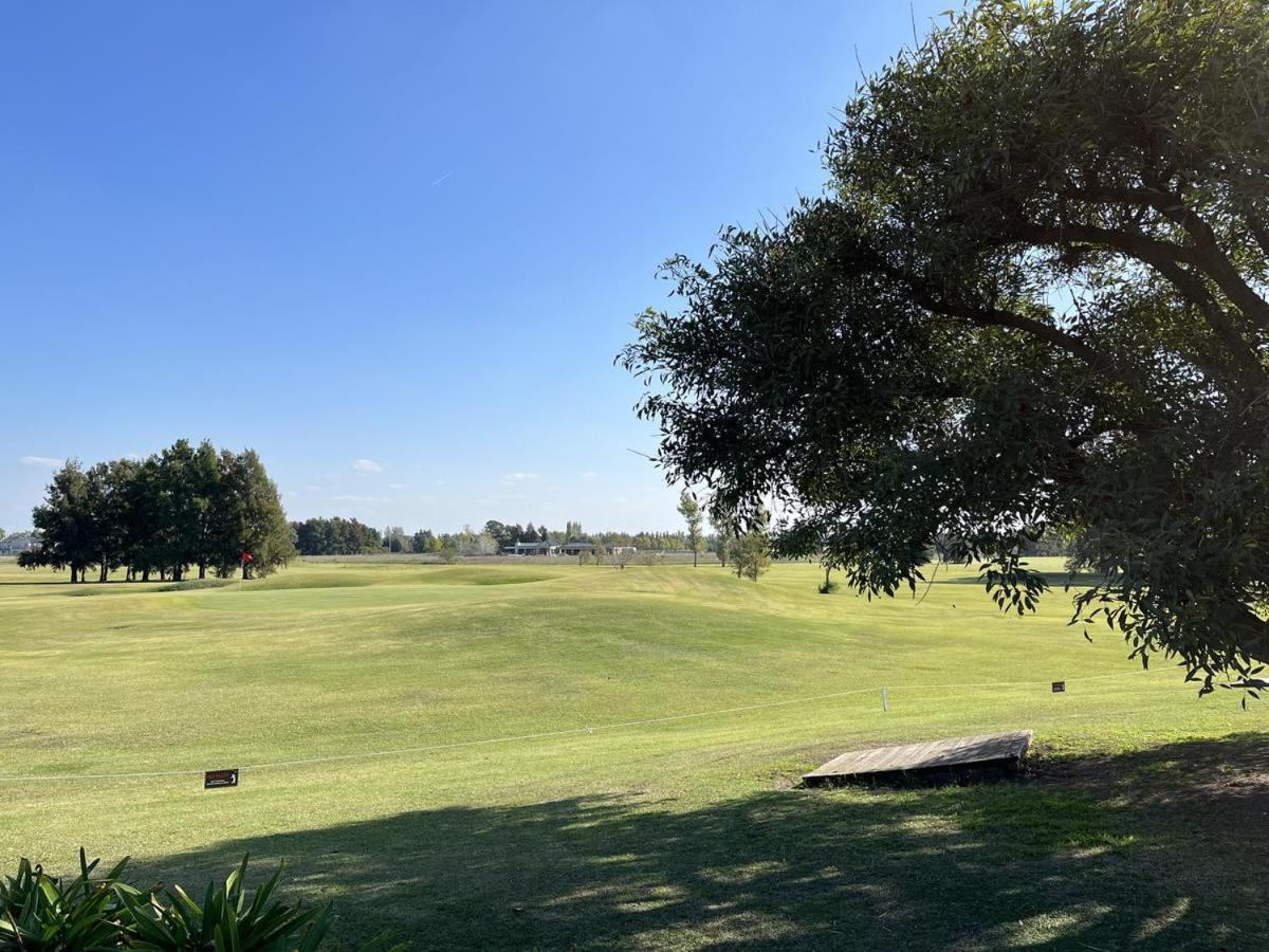 Casa De Campo En Club Privado Benquerencia Сан-Мигель-дель-Монте Экстерьер фото